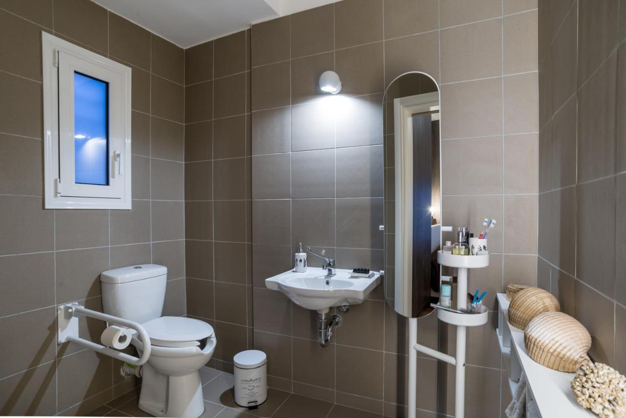 Epipleon Suites 애이오이아포스톨로이 외부 사진