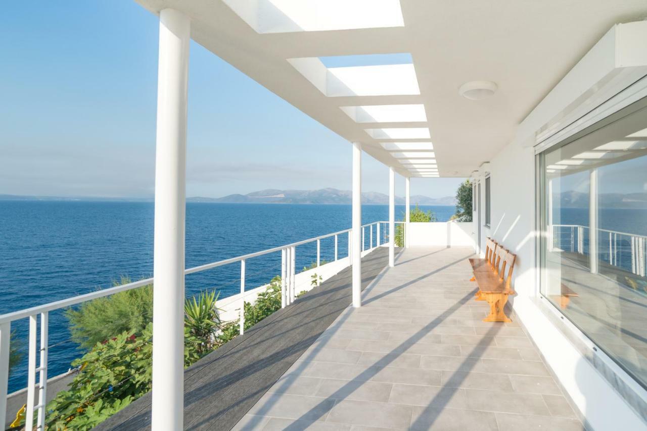 Epipleon Suites 애이오이아포스톨로이 외부 사진