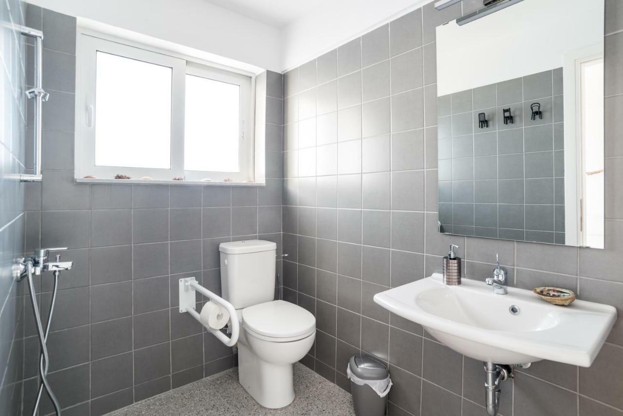 Epipleon Suites 애이오이아포스톨로이 외부 사진